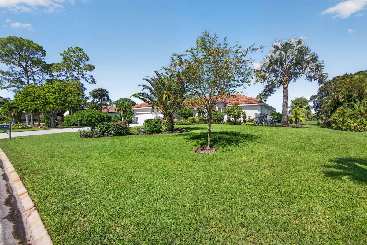  Residence photo 22