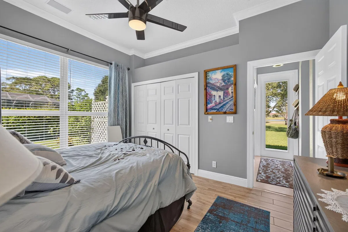  Residence photo 49