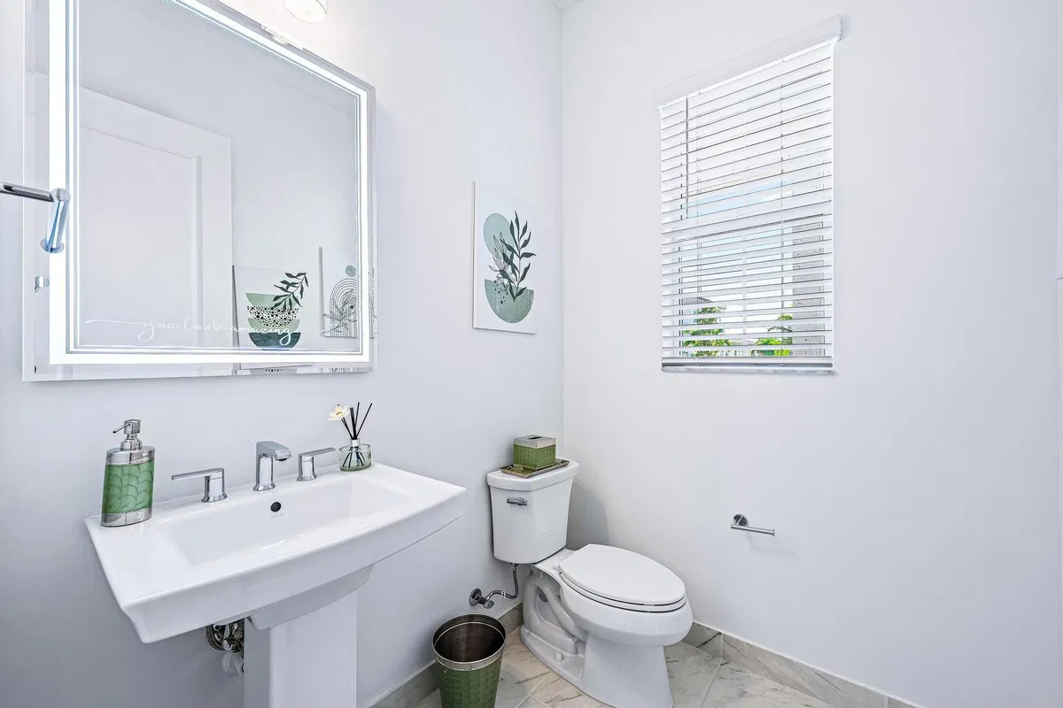 Residence photo 19