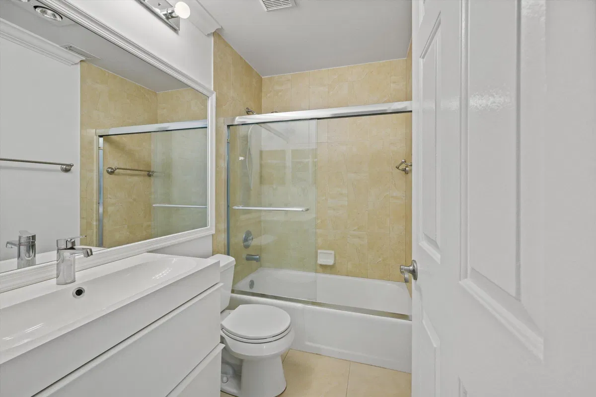 PGA National Palm Beach Gardens Unit 1160 photo 25