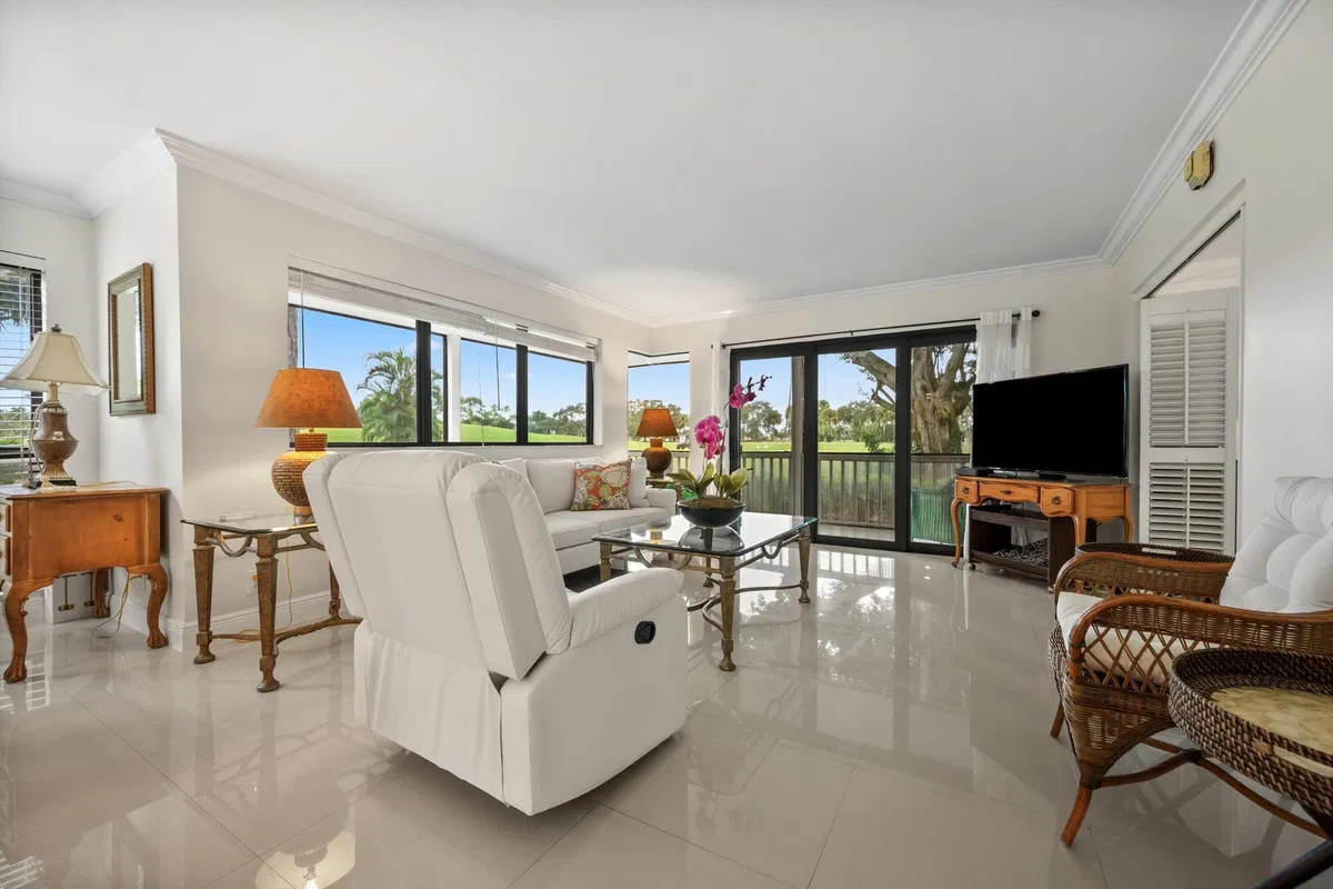 PGA National Palm Beach Gardens Residence photo 16