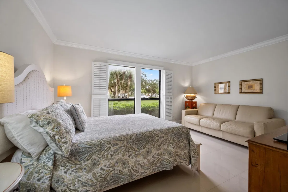 PGA National Palm Beach Gardens Residence photo 25