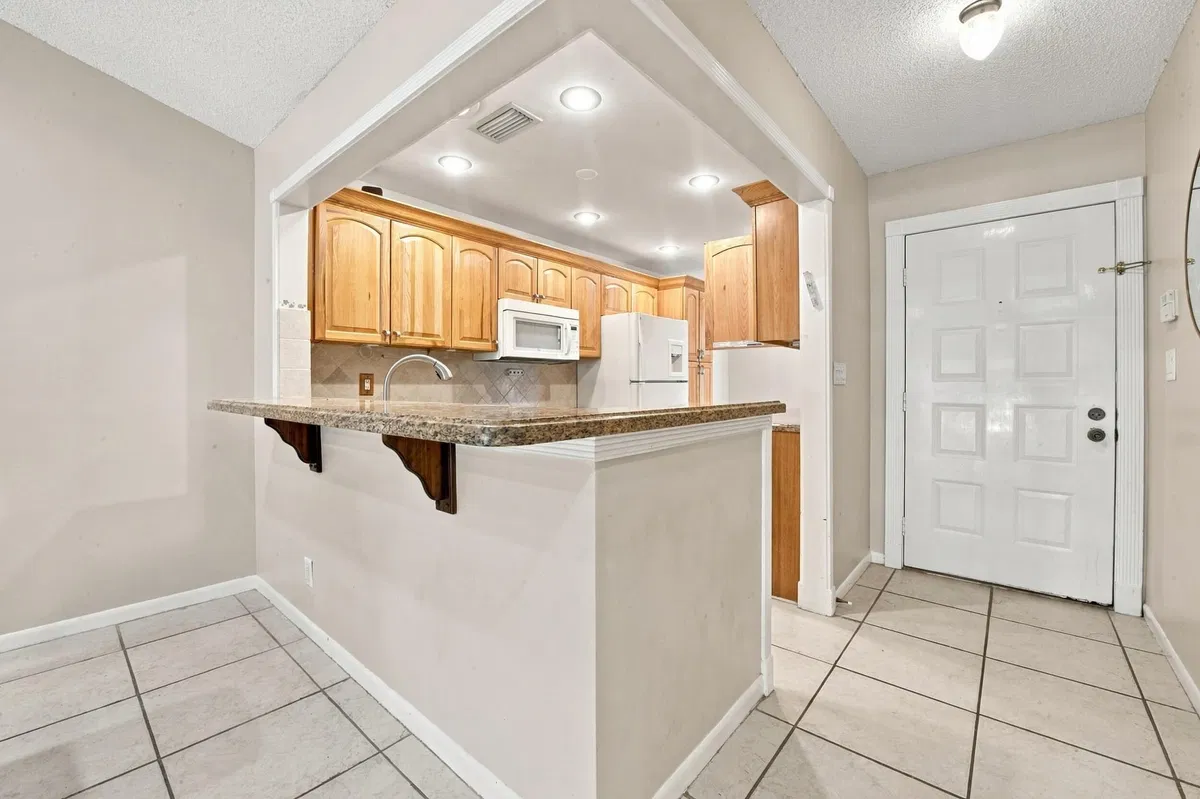 Residence photo 7