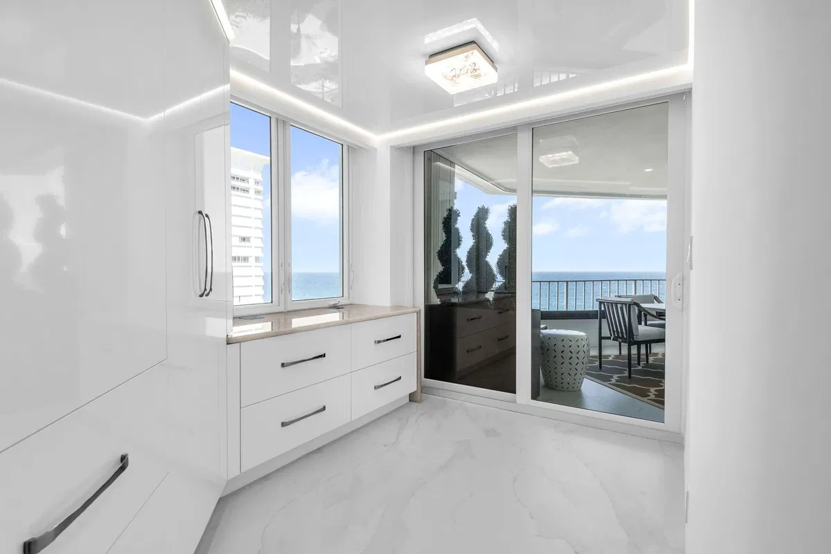 550 S Ocean Boca Unit 1205 photo 7