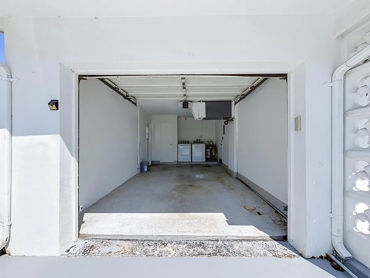  Residence photo 40