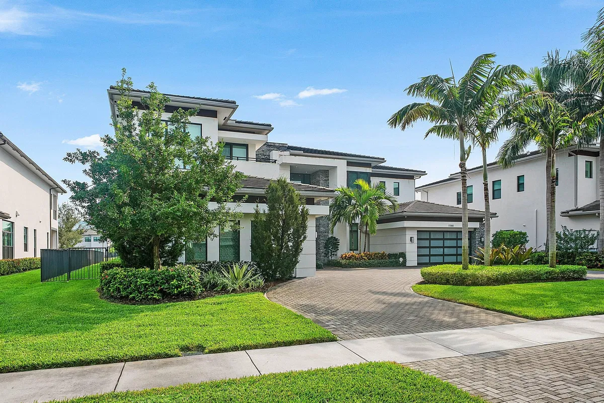 Boca Bridges Residence photo 76