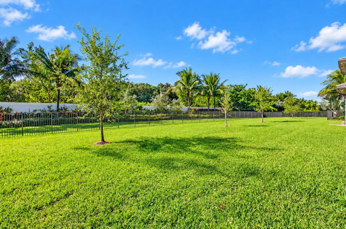 Boca Bridges Residence photo 67