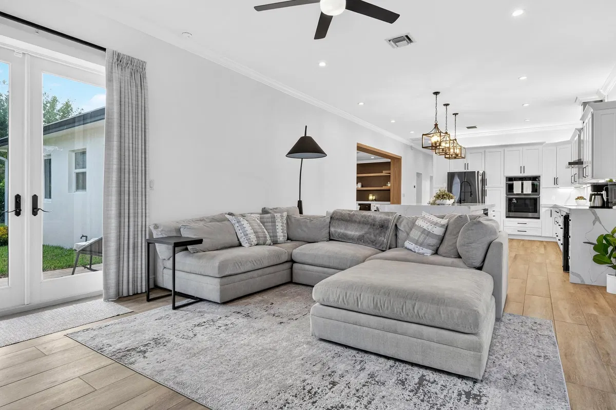 SoSo West Palm Beach Residence photo 22