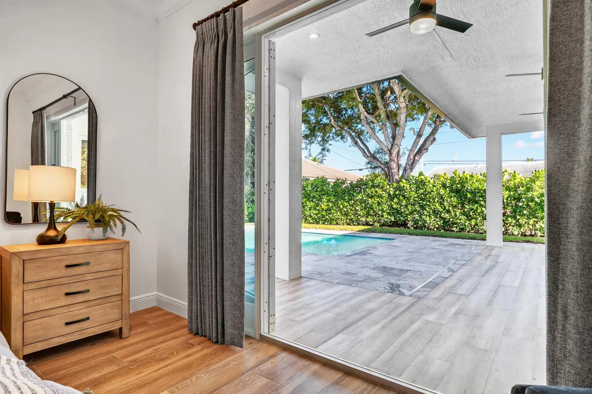 SoSo West Palm Beach Residence photo 28