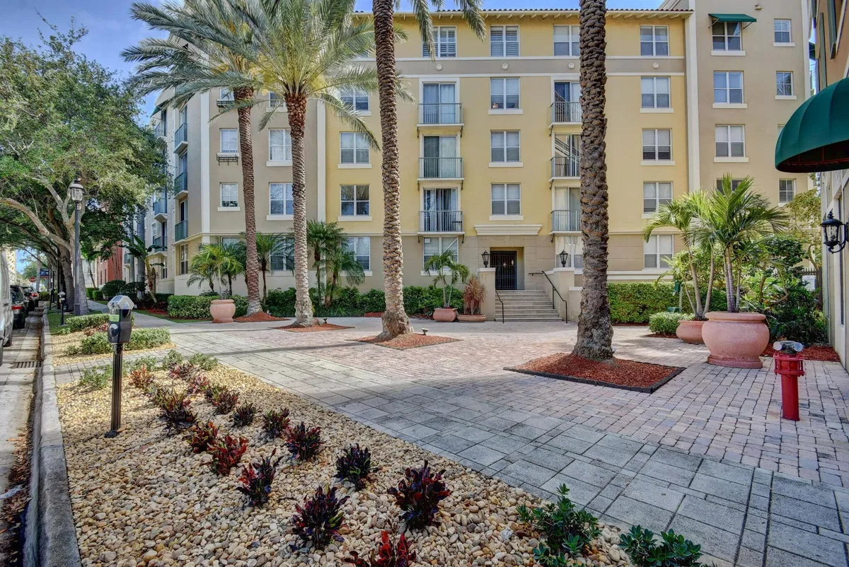 Courtyards in Cityplace Unit 223 photo 28