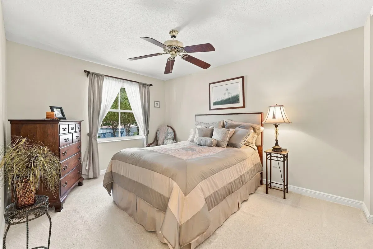 Residence photo 28