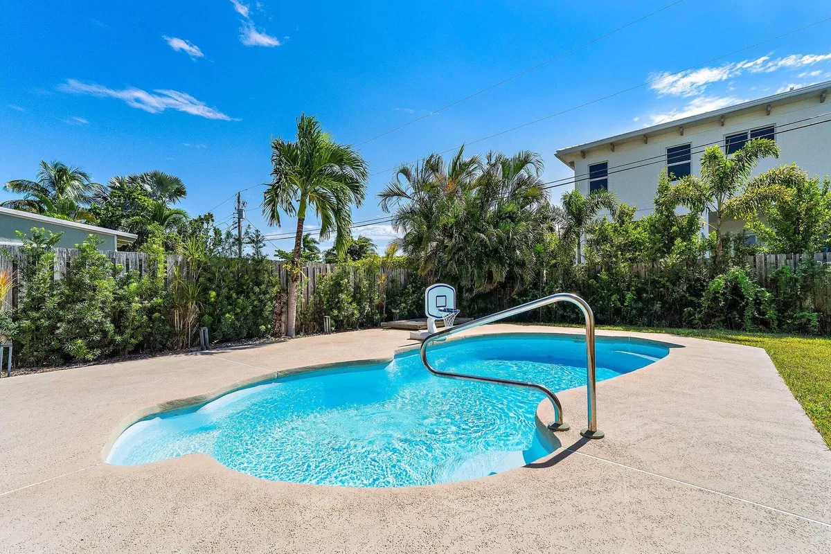 SoSo West Palm Beach Residence photo 31