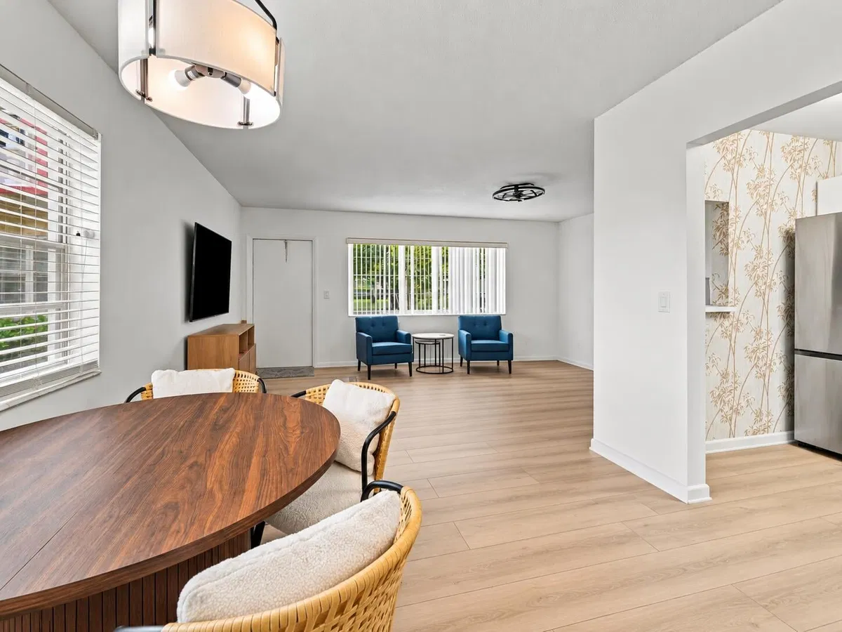 Residence photo 7