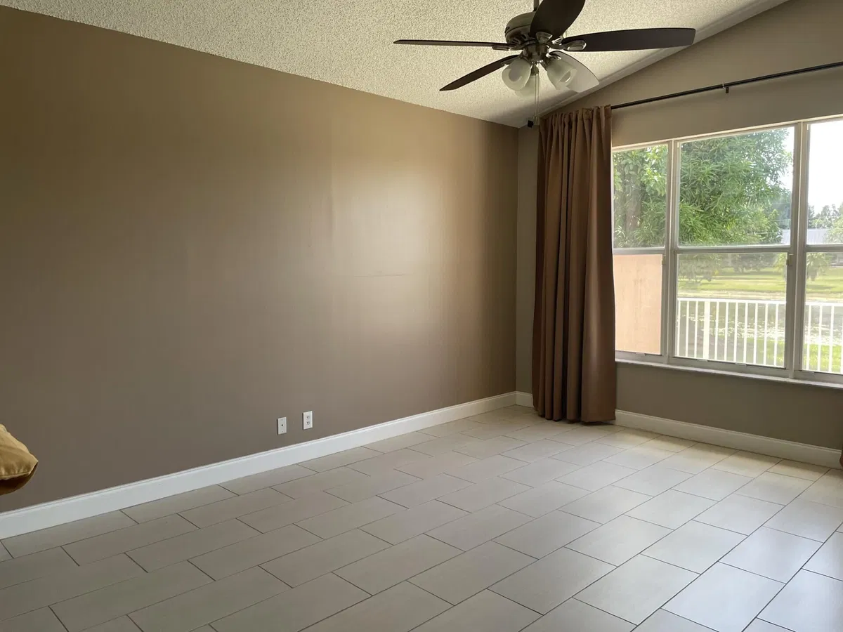  Residence photo 19