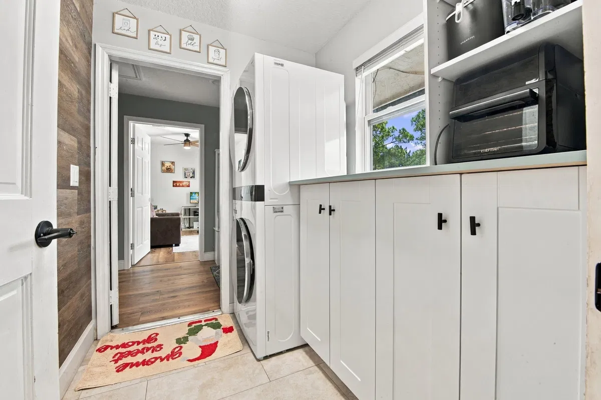 Residence photo 28