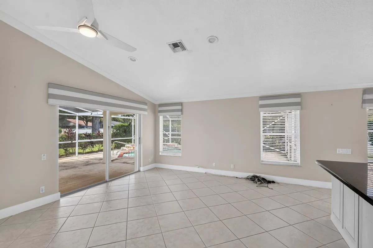 Residence photo 10