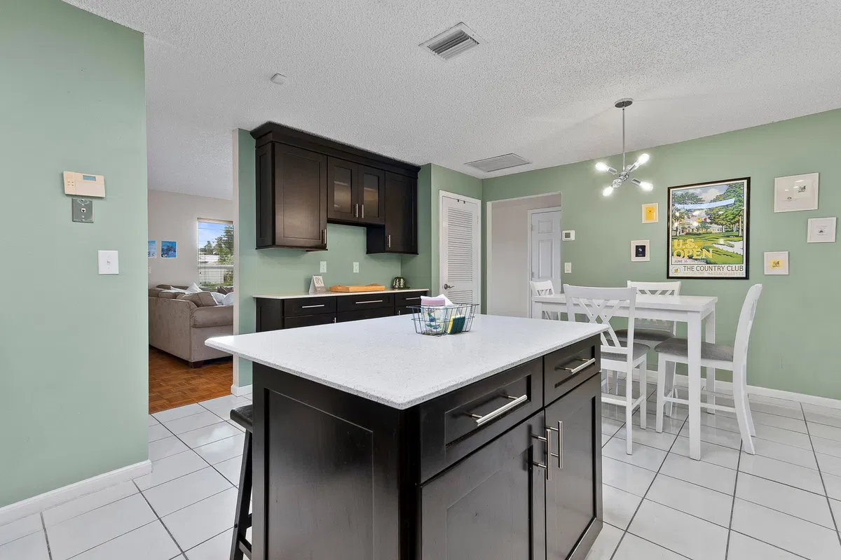  Residence photo 13