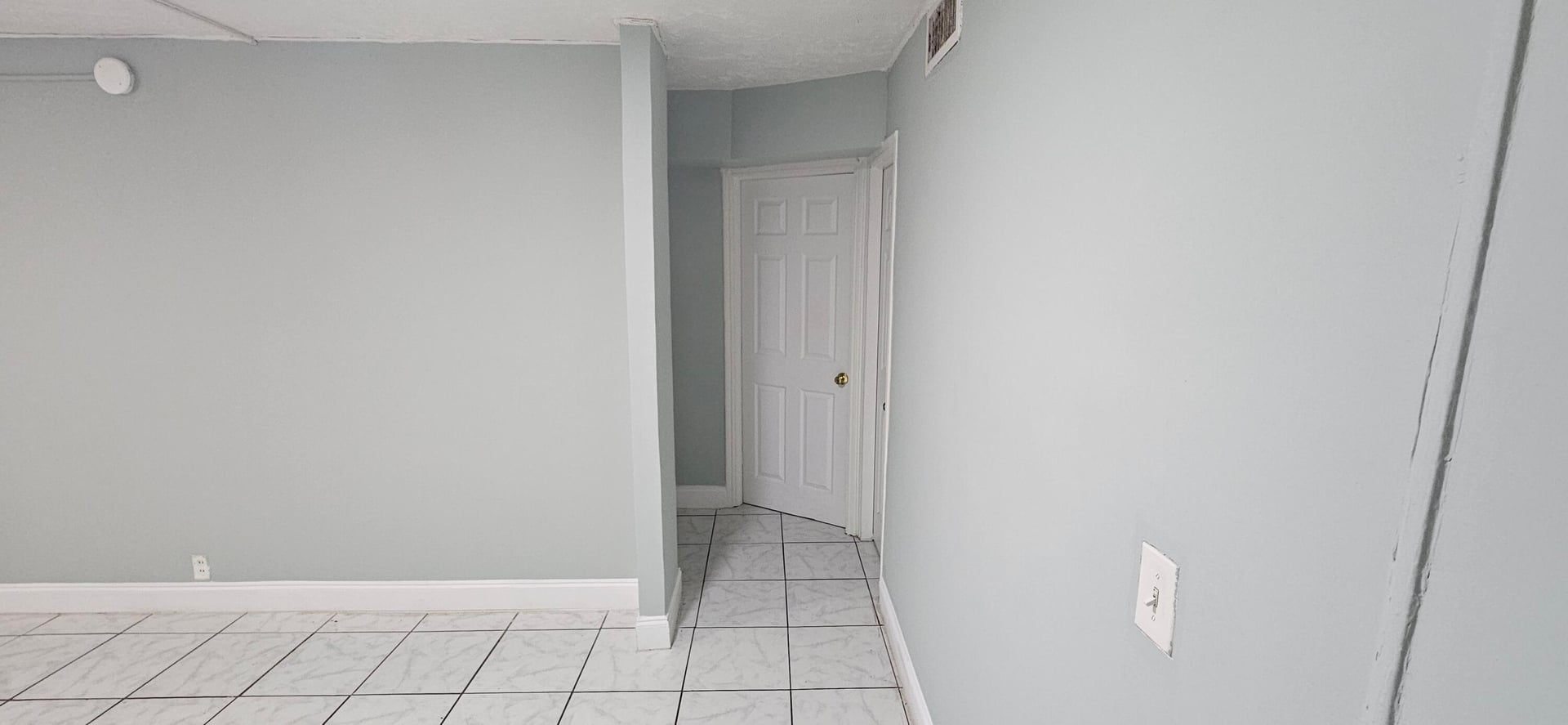 Unit 1 photo 10