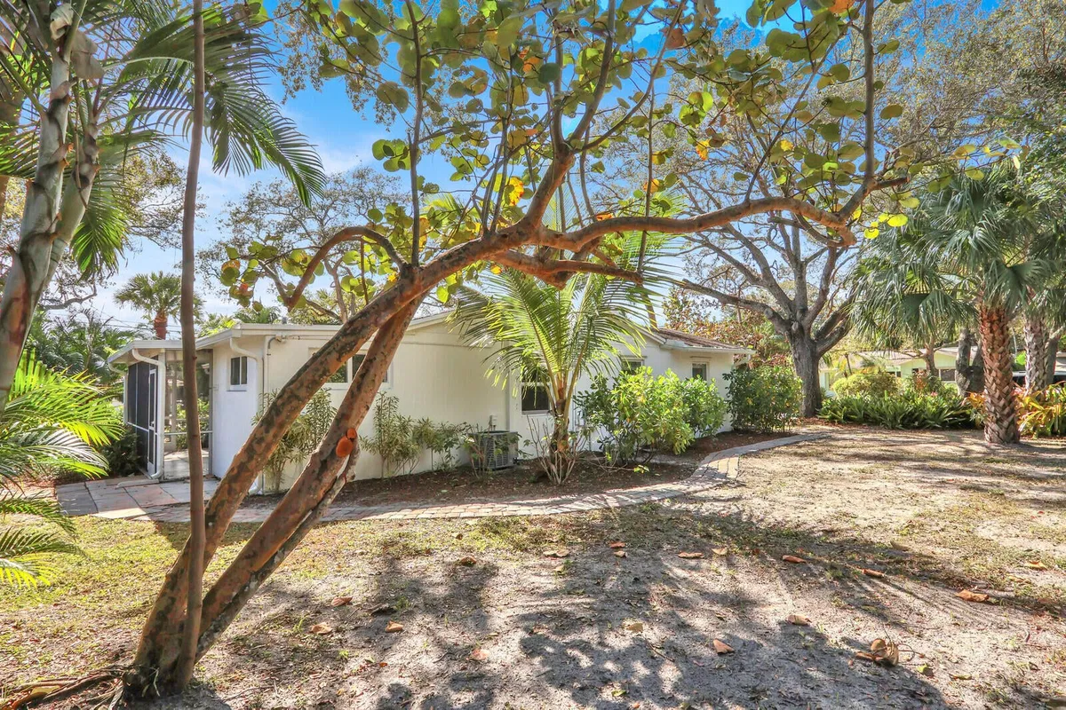 Residence photo 31
