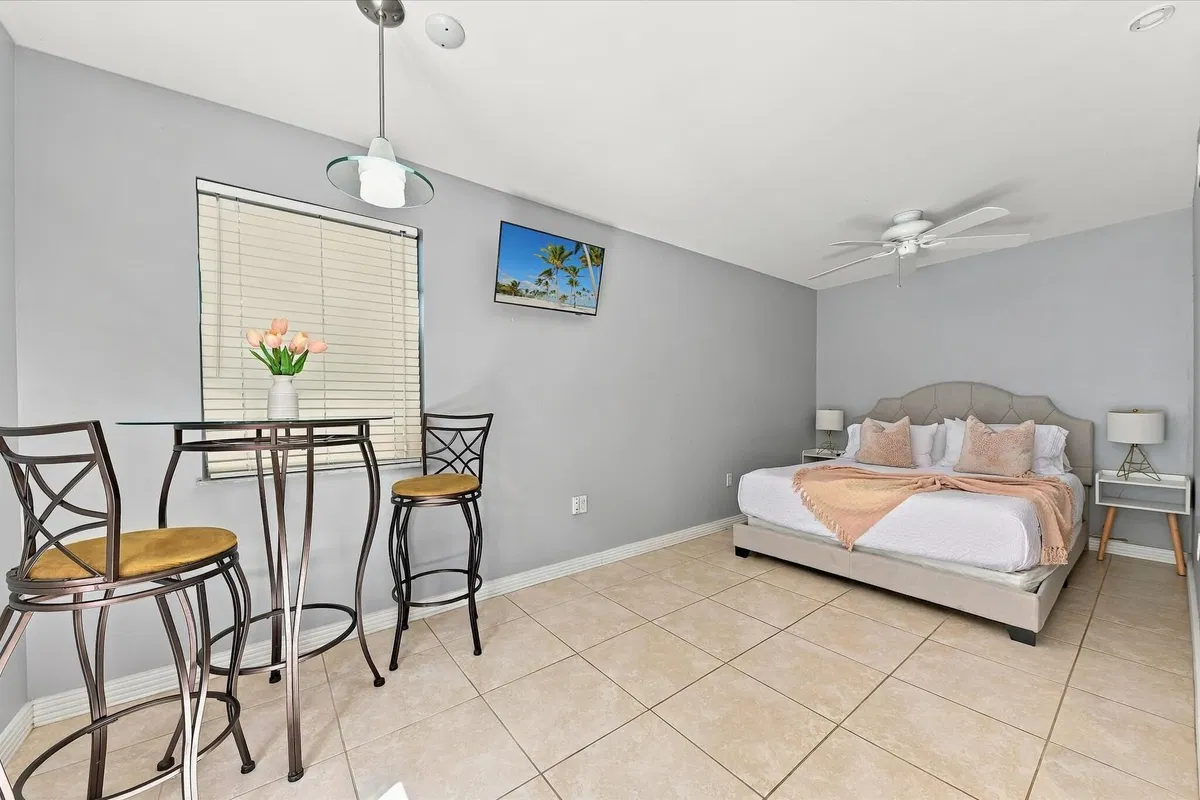 Residence photo 28