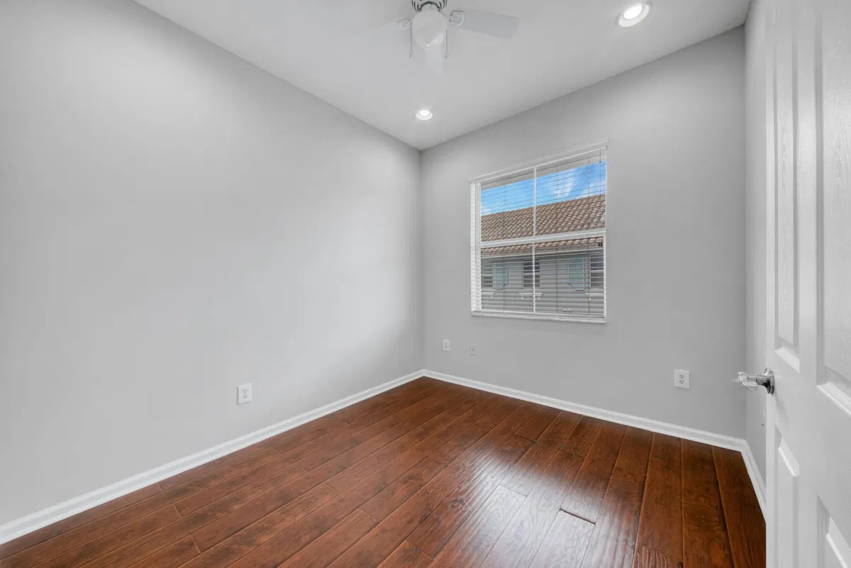 Residence photo 22