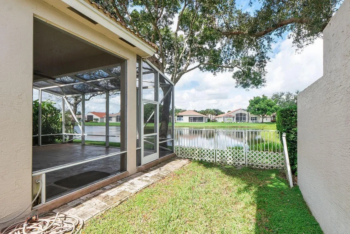 Residence photo 37