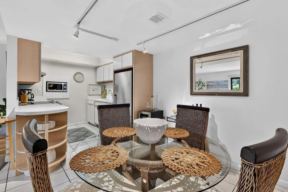 Downtown West Palm Beach Unit 2g photo 10