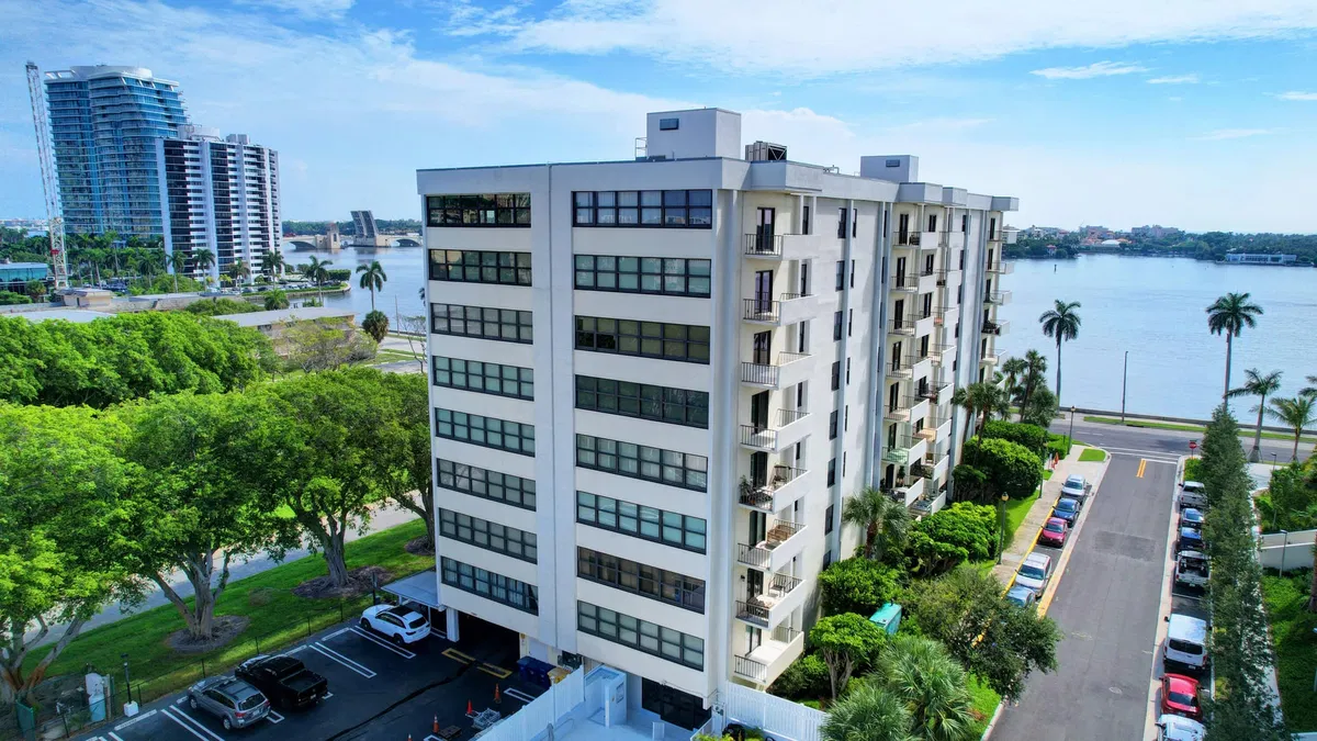 Downtown West Palm Beach Unit 2g photo 31