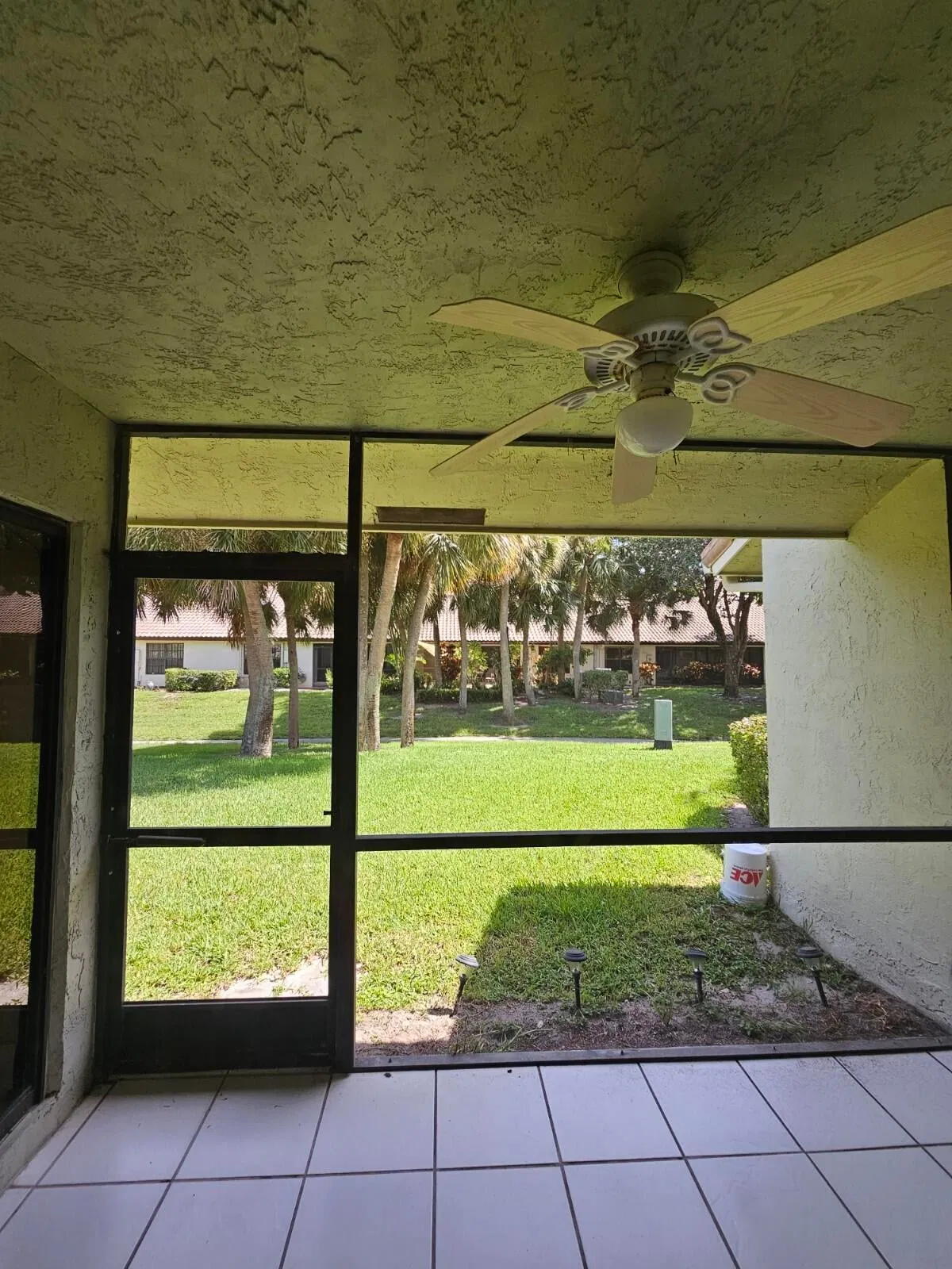 Residence photo 25