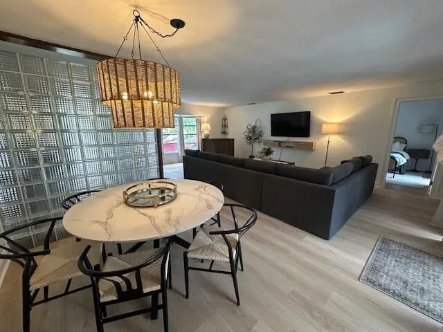 Residence photo 4
