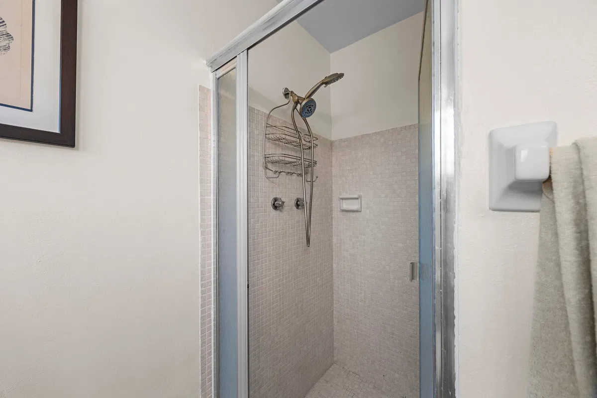 Residence photo 19