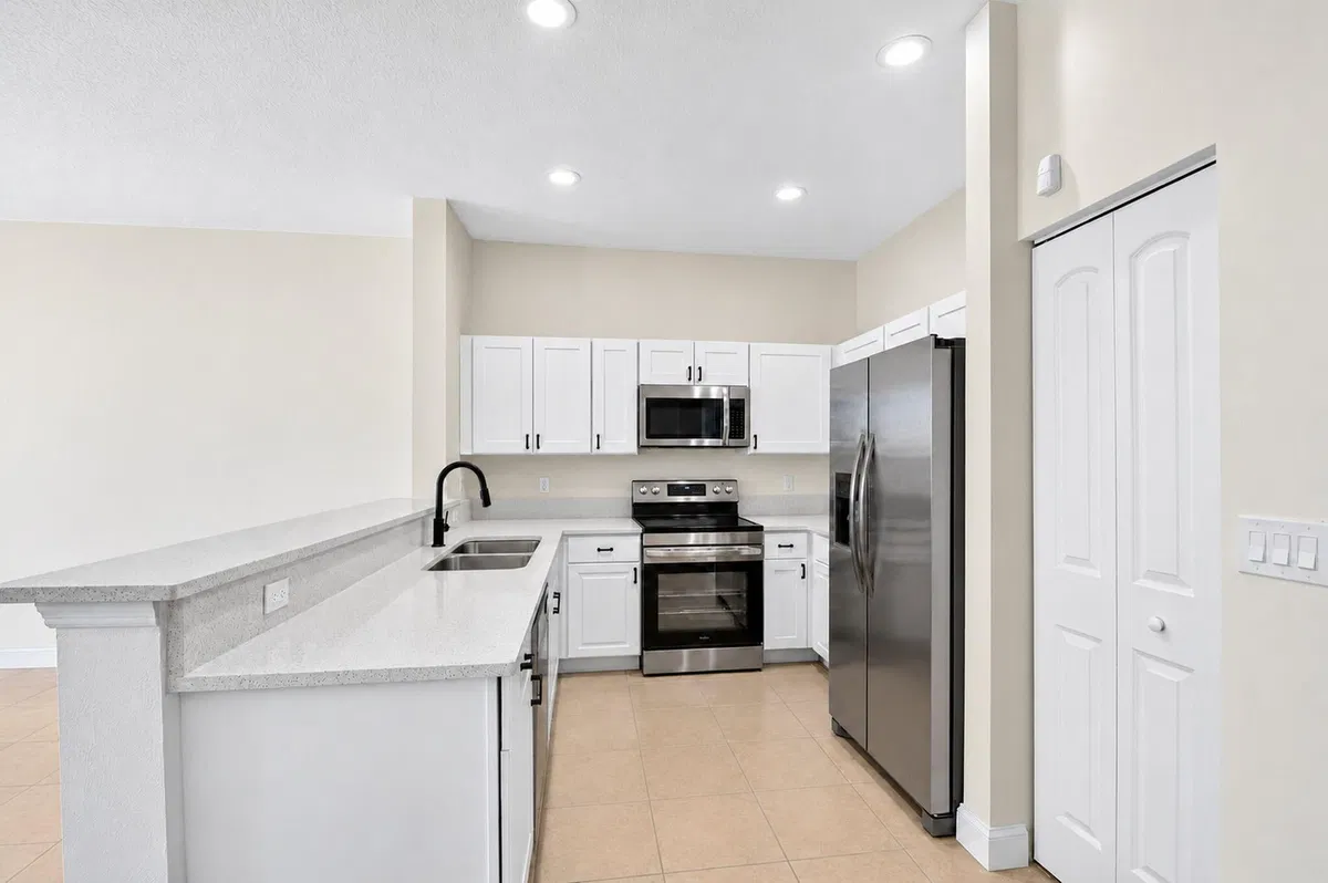 Residence photo 10