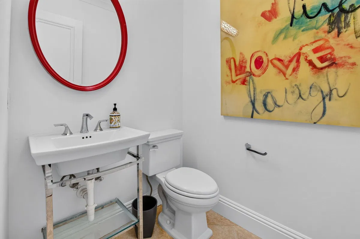 Saturnia Isles Residence photo 19