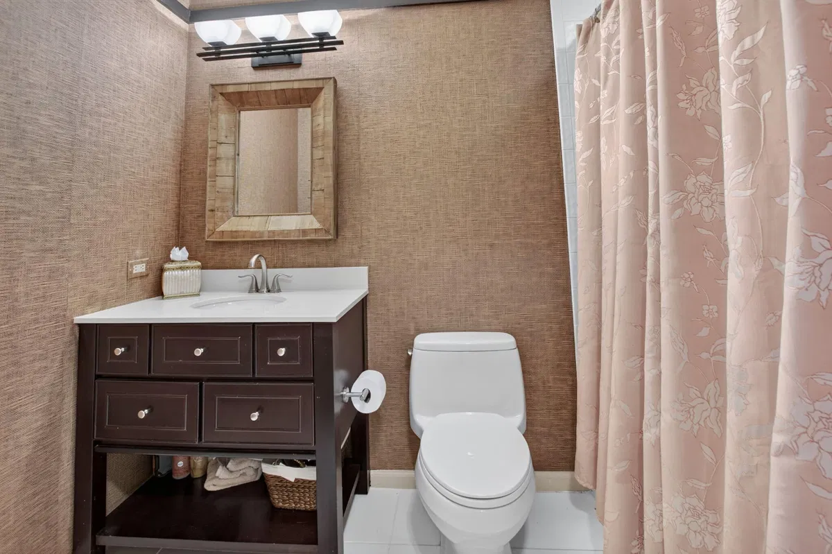 Residence photo 37
