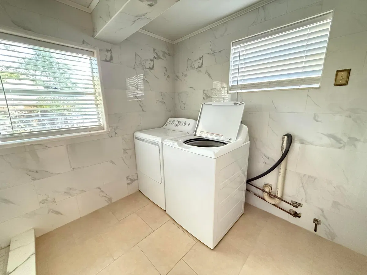 Residence photo 10