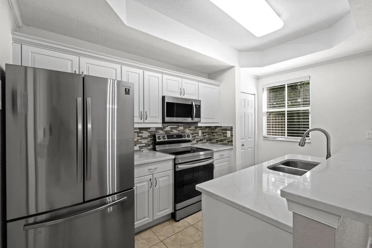 Unit #1202 photo 19