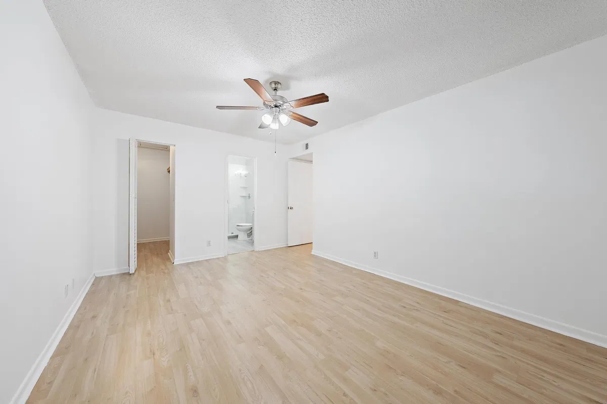 Residence photo 7