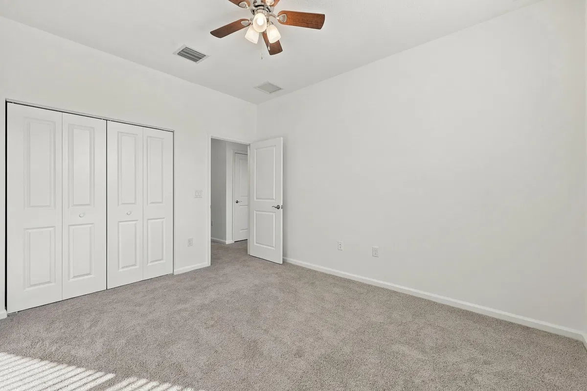 Residence photo 19