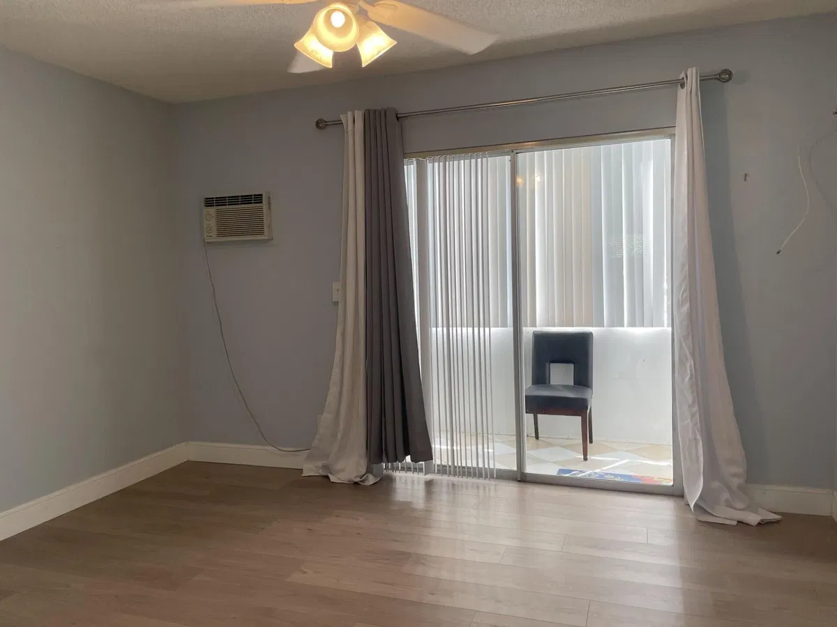 Residence photo 7