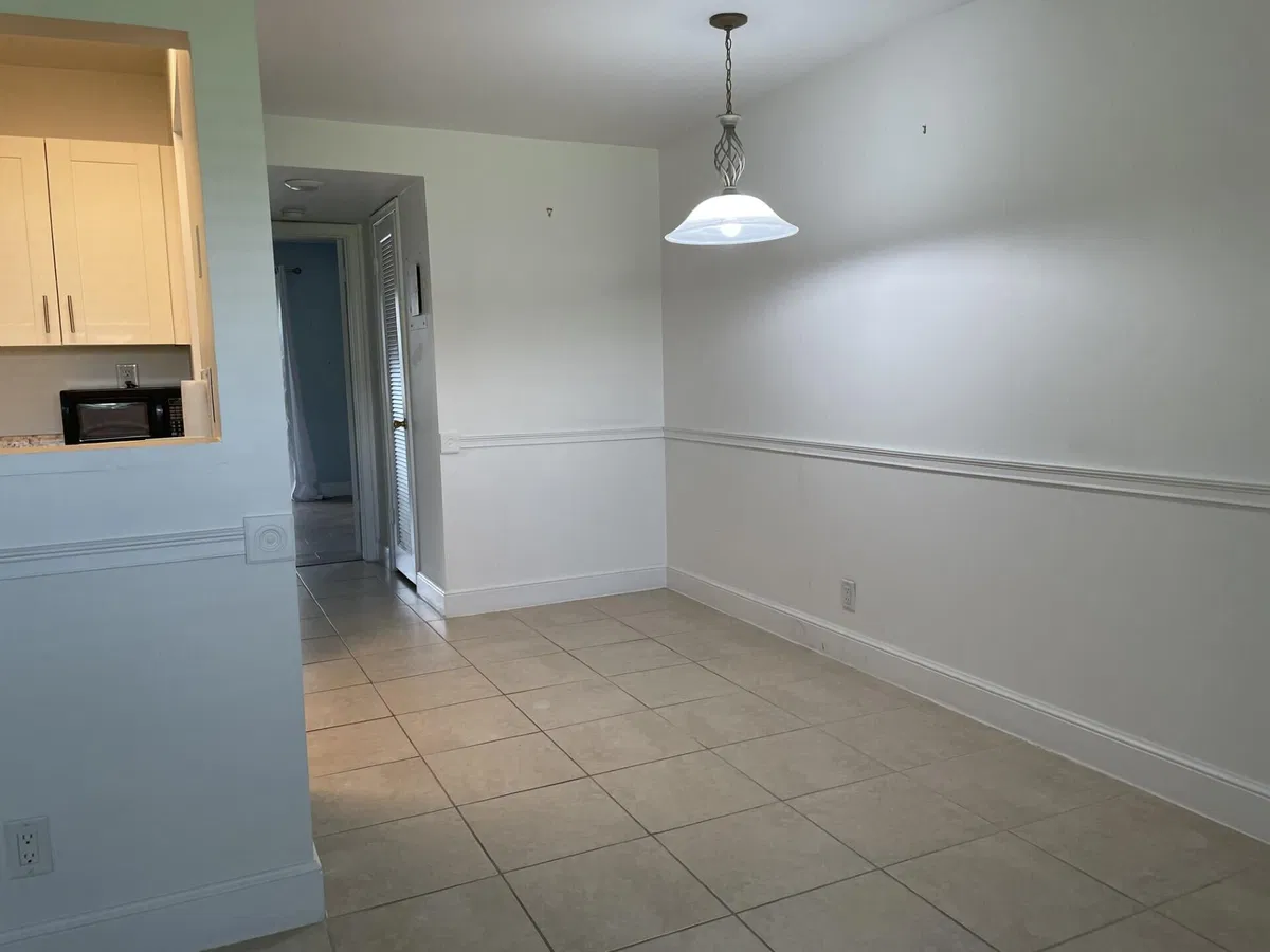 Residence photo 10
