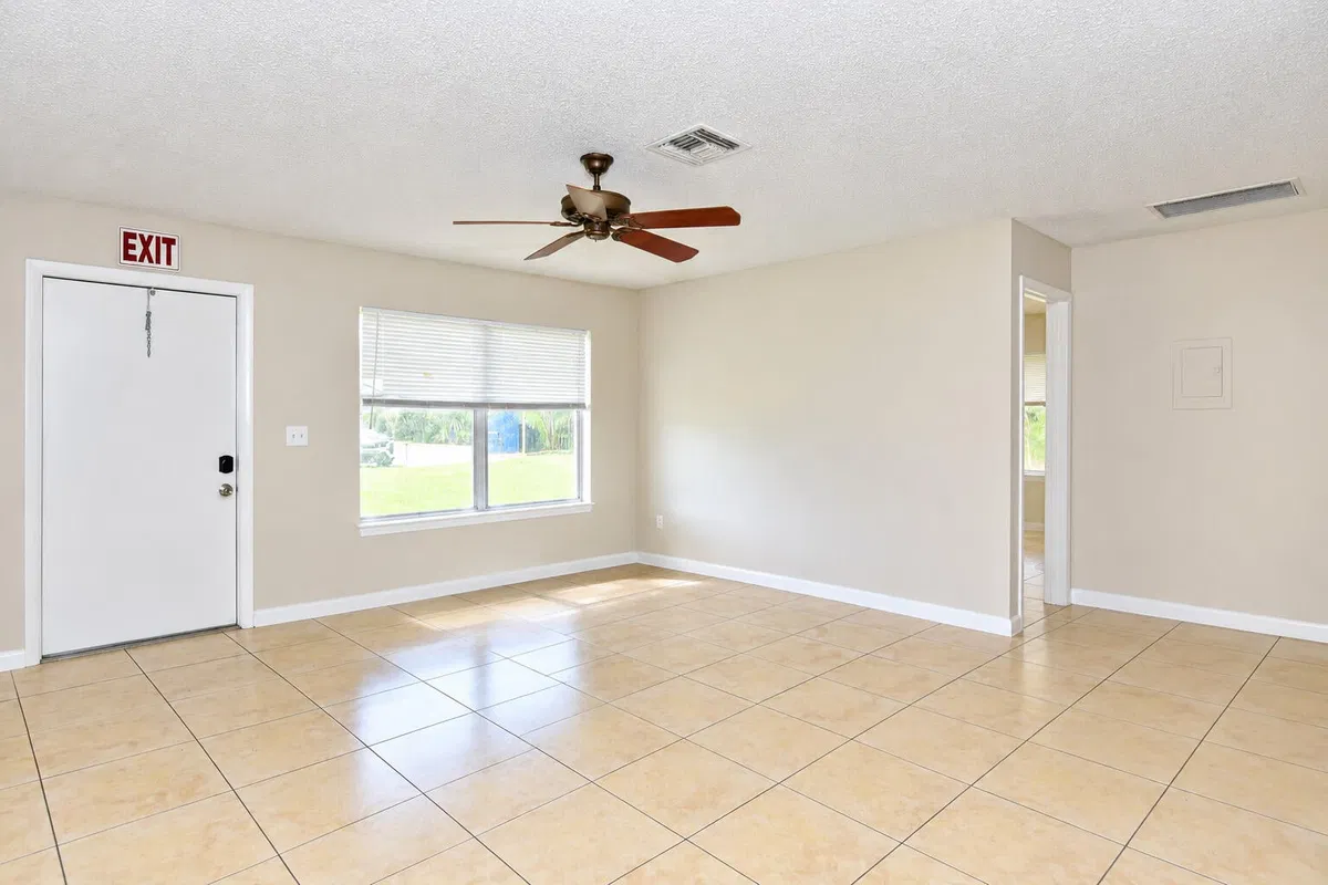 Residence photo 40