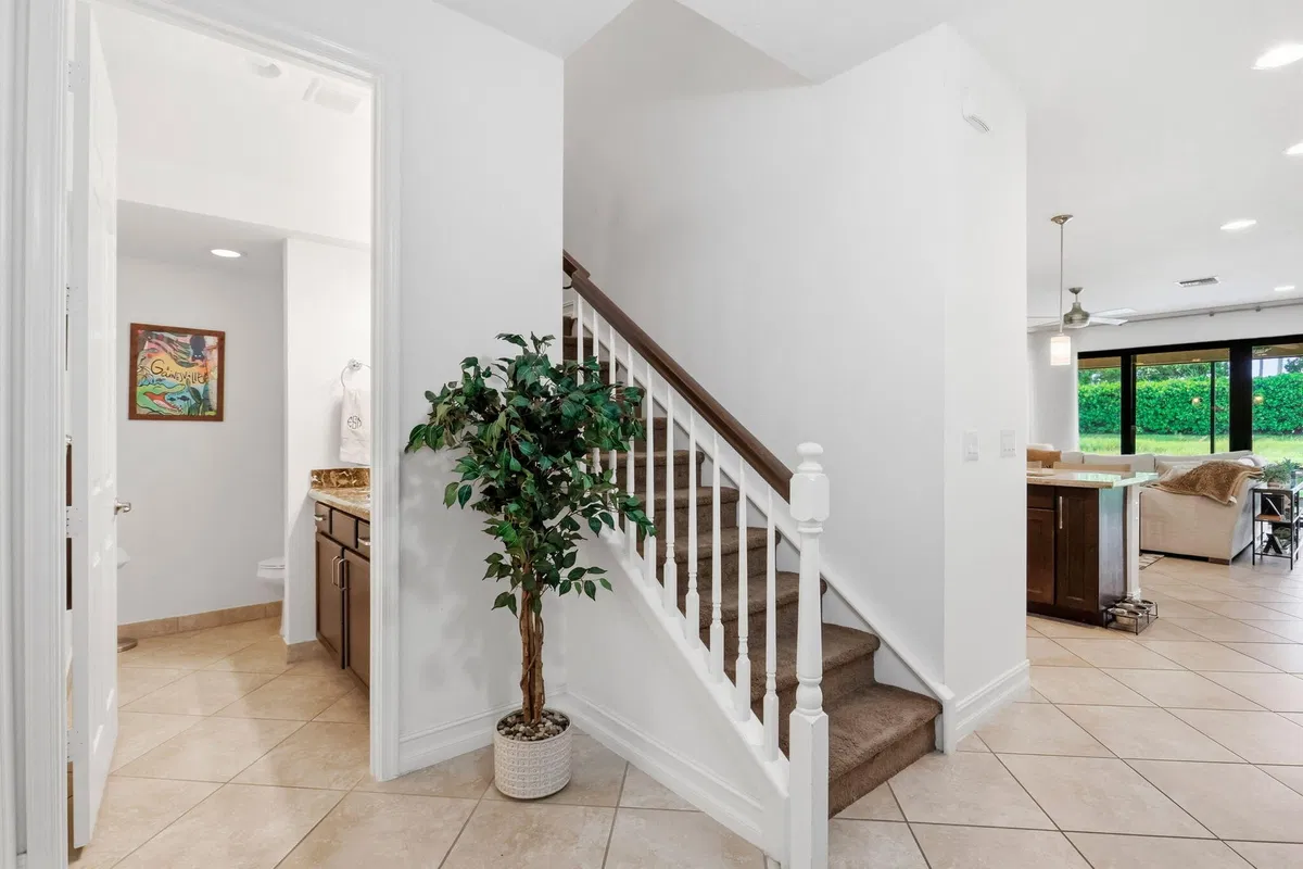 Residence photo 4