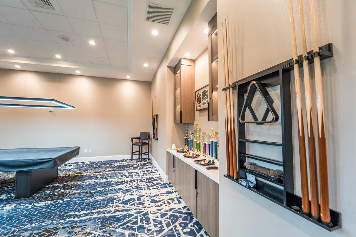 Residence photo 64