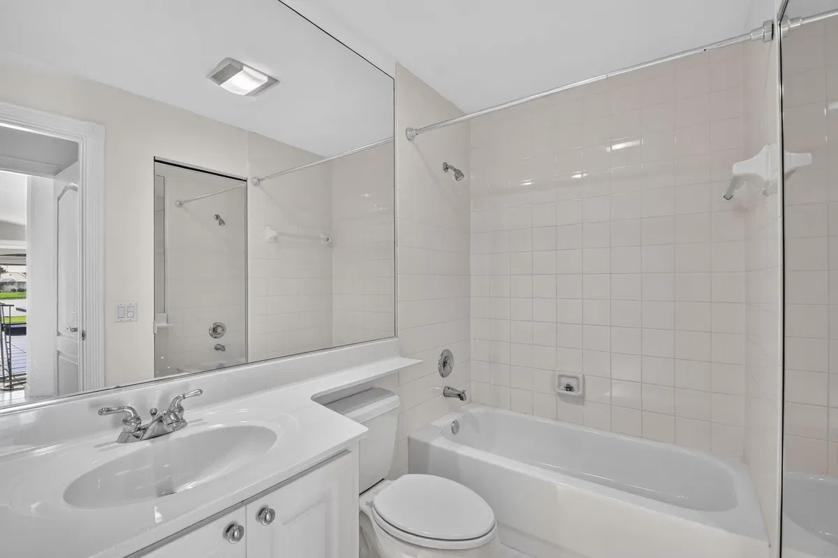 Residence photo 37