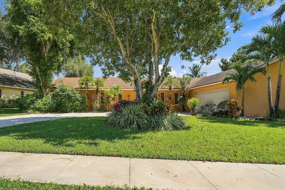  Residence photo 40