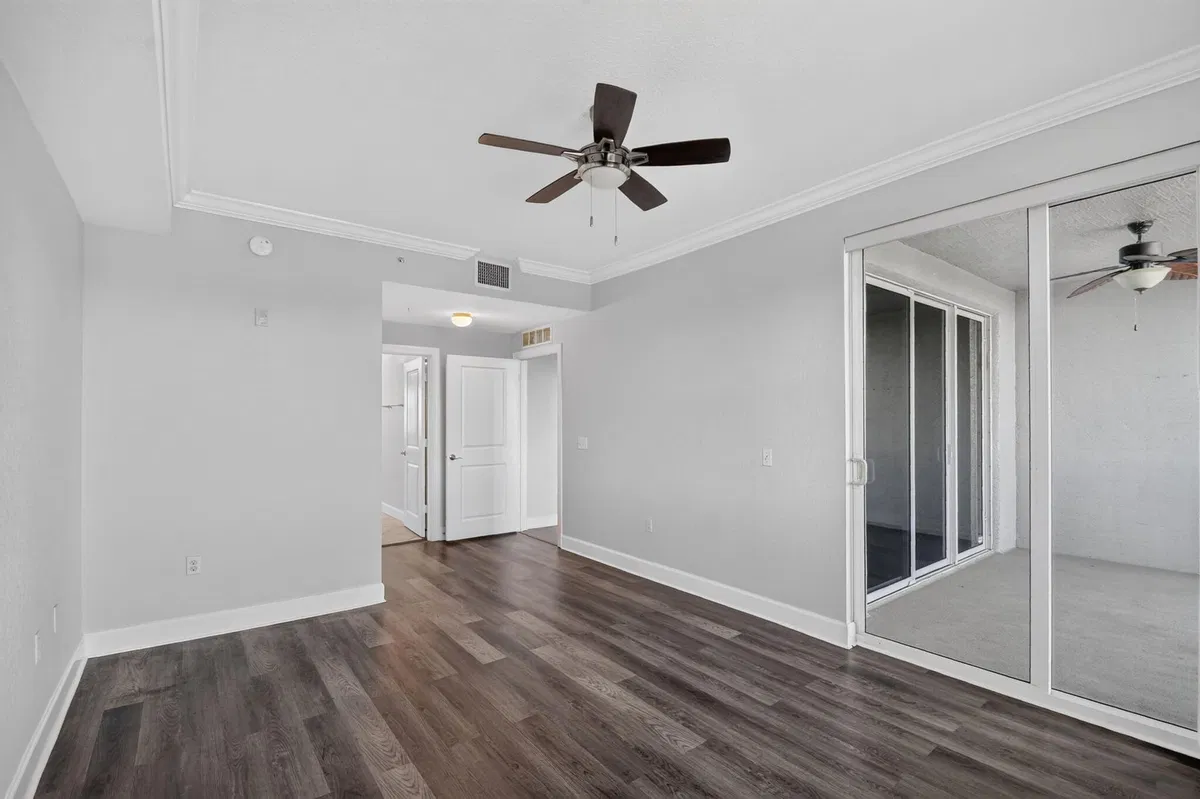Unit 2208 photo 25