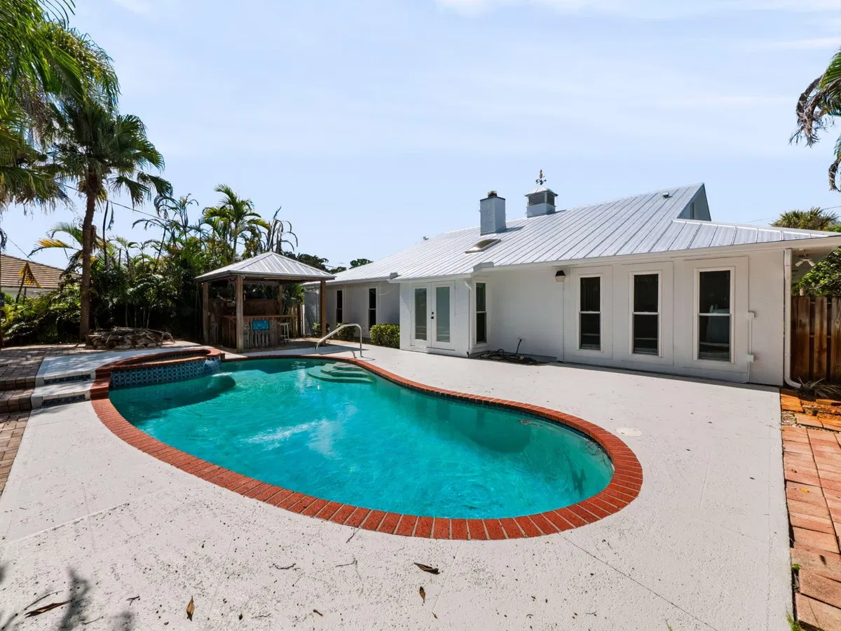 Residence photo 25