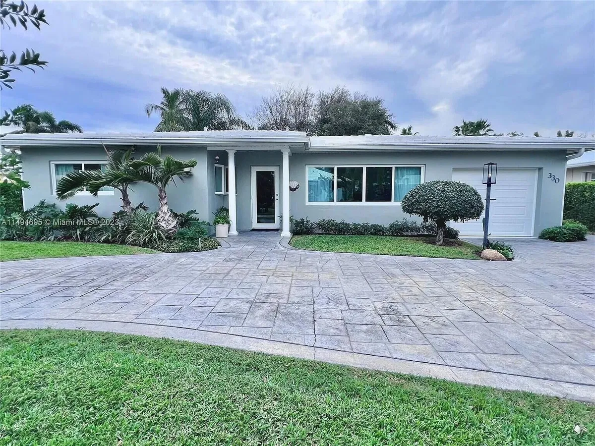 Palm Beach Shores Residence