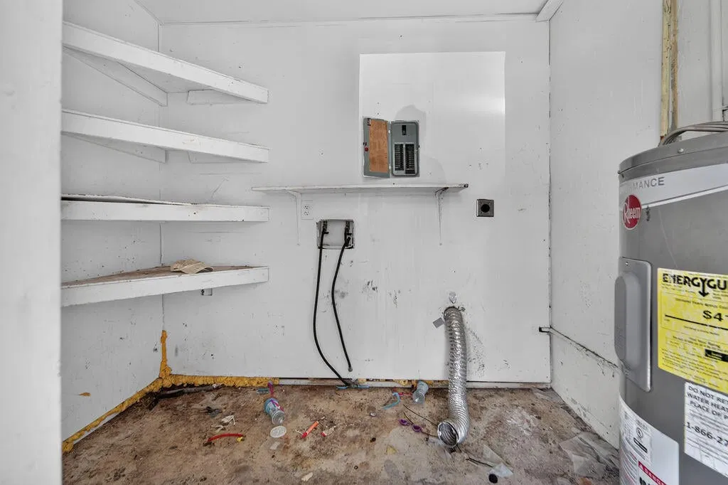 Residence photo 19