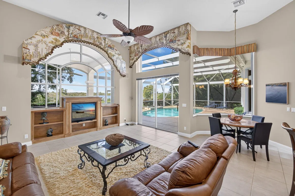 PGA National Palm Beach Gardens Residence photo 10